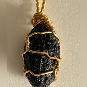 NWOT necklace Vietnam Black Tektite, artisan wire-wrapped 1.75” pendant goldtone